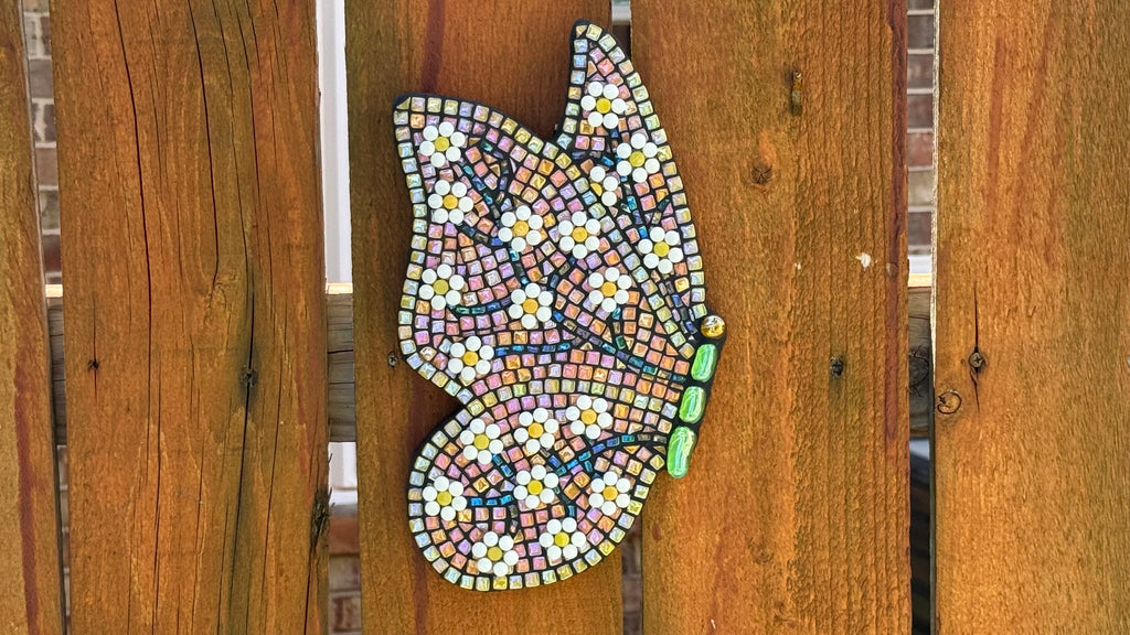 Fancy Fence Butterfly - Daisy Love