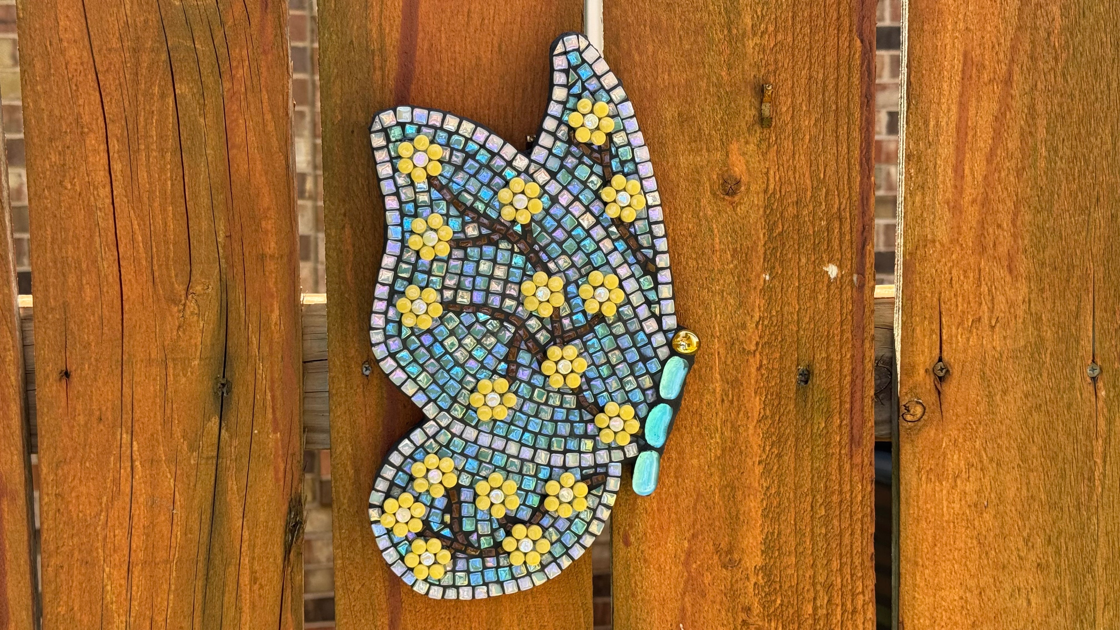 Fancy Fence Butterfly - Daffodil