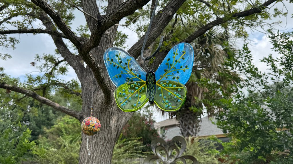 Glass Butterfly - Periwinkle Bloom