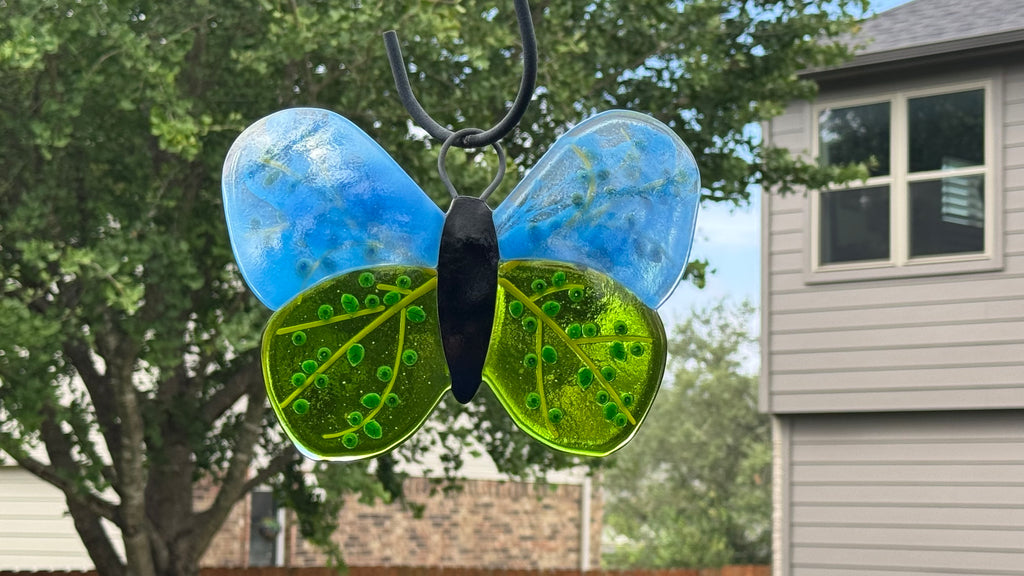 Glass Butterfly - Periwinkle Bloom