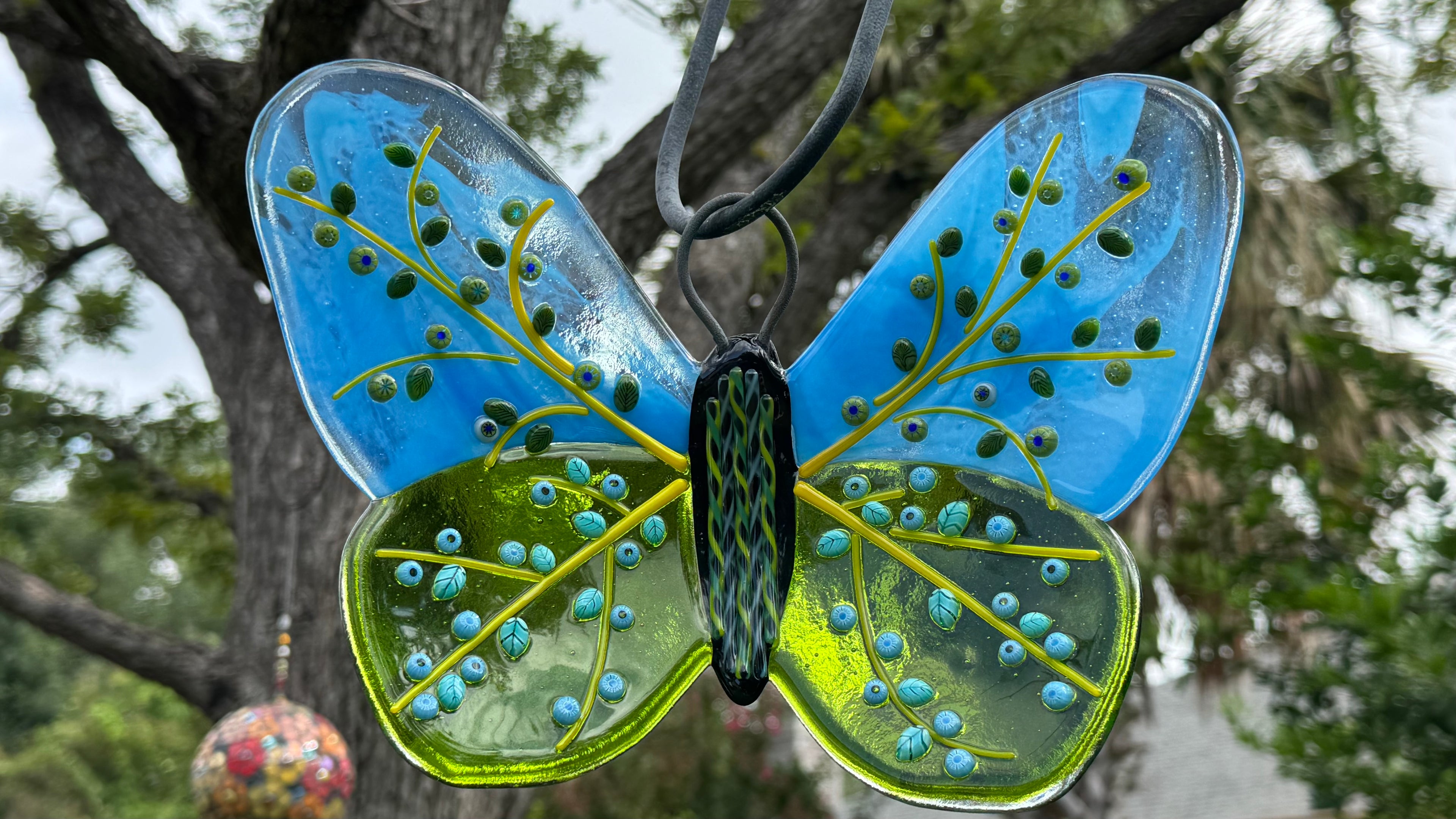 Glass Butterfly - Periwinkle Bloom